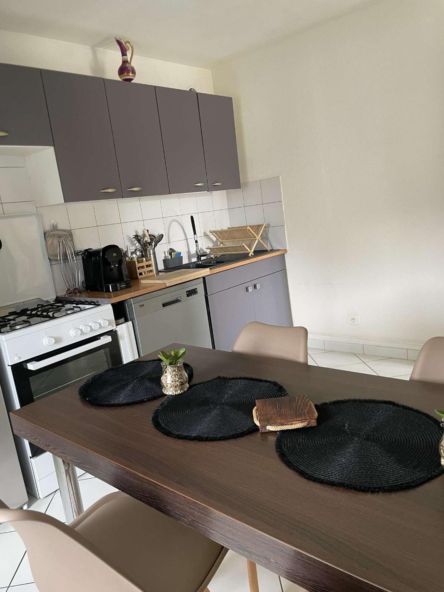 Joli Appartement Avec Place De Parking Prive コルマール エクステリア 写真